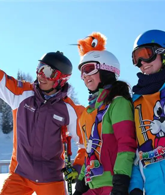 a group on a ski holidays in Amade